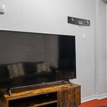 Liberty Village Townhouse Toronto Exterior foto