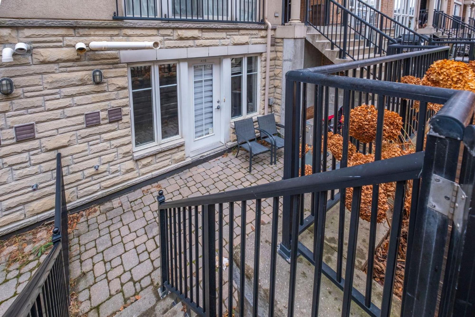 Liberty Village Townhouse Toronto Exterior foto